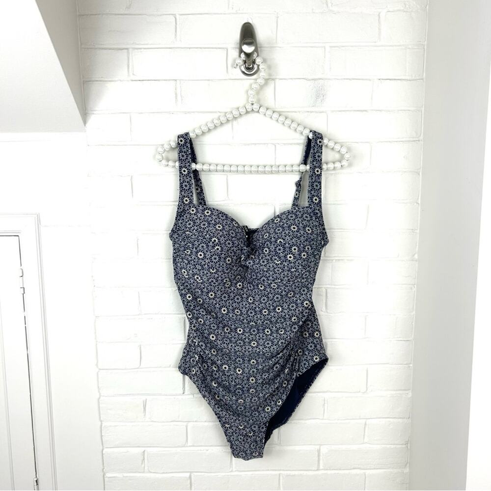 NipTuck Swim Blue Floral Muti Fit Cup One Piece Swimsuit Size US 12